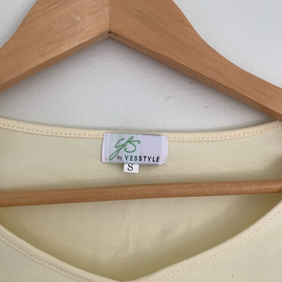 Yellow YesStyle Longsleeve Top with cinched front - Picture 2 of 3